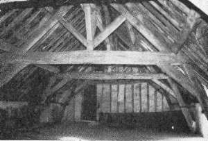 Grenier qui tait la chambre des Belges.